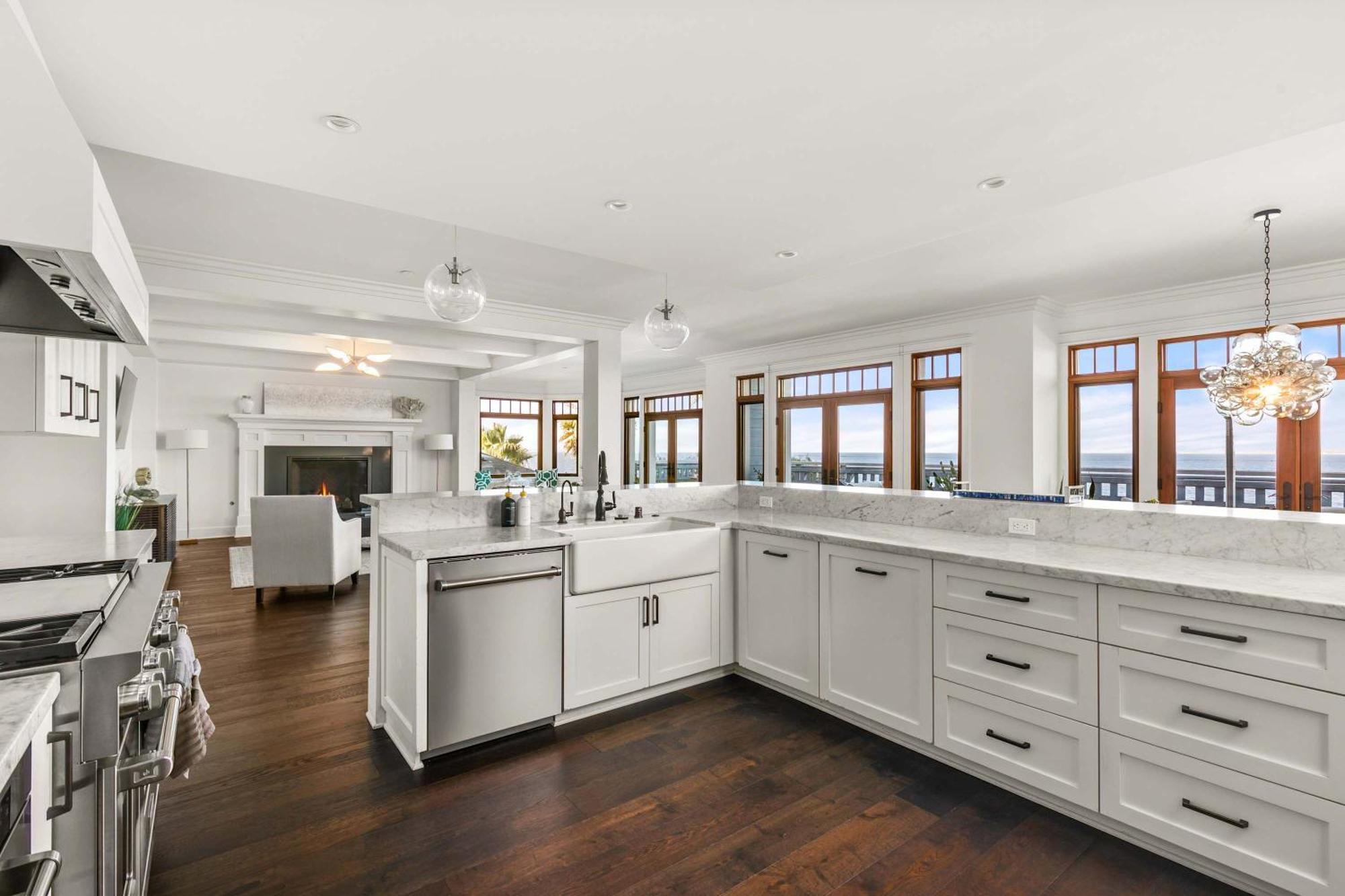 La Jolla Cove-oceanfront 5600sf 3br+loft 5ba House Villiage Location Walk Everywhere Holiday home *