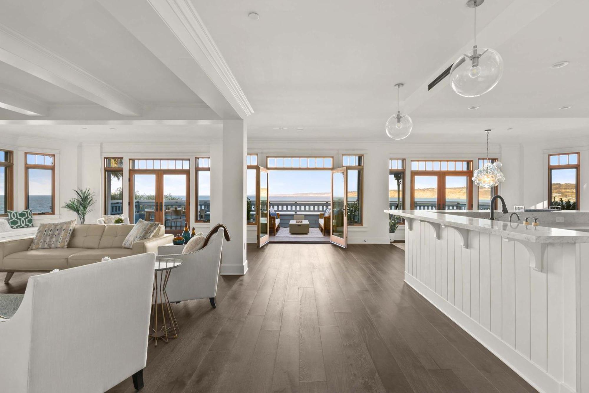 La Jolla Cove-oceanfront 5600sf 3br+loft 5ba House Villiage Location Walk Everywhere * San Diego